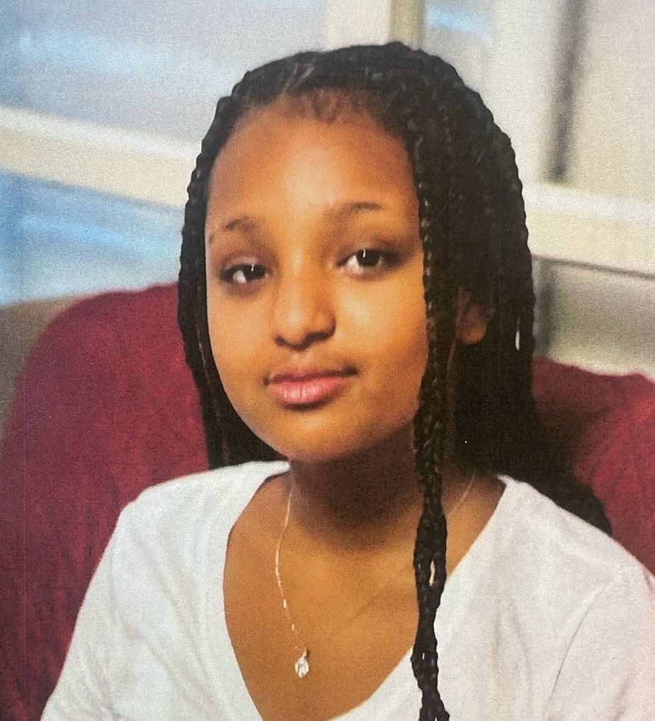 המשטרה מבקשת את עזרת הציבור: בת ה-12 נעדרת